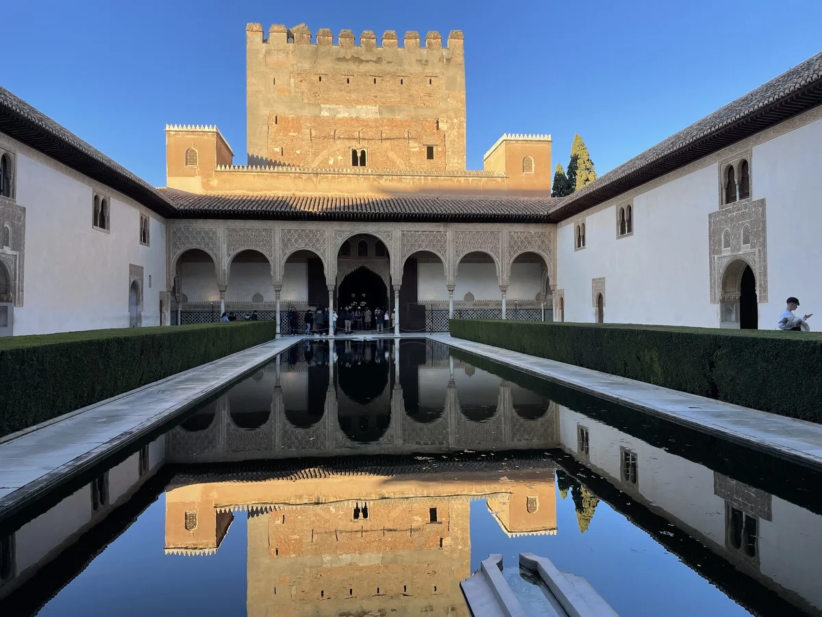 Alhambra + Albaicin und Sacromonte